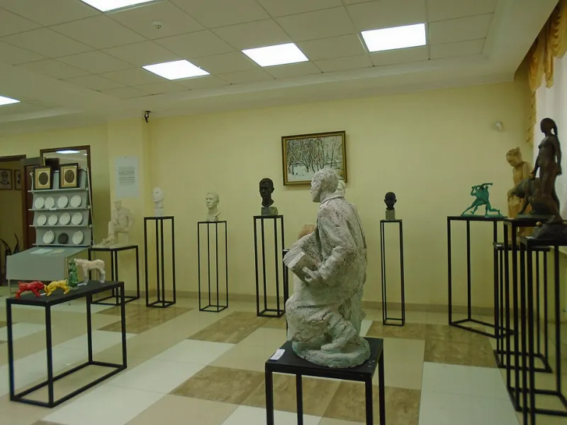The Degree Debate: Rethinking the MFA in an Age of Self-Taught Success